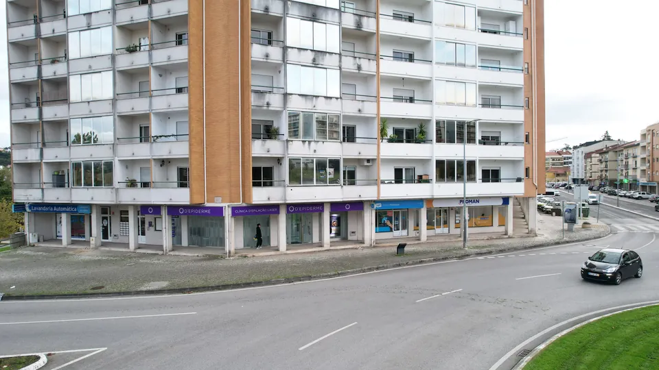 Fachada da clínica Depiderme em Leiria